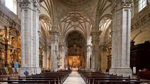 interior de Santa María
